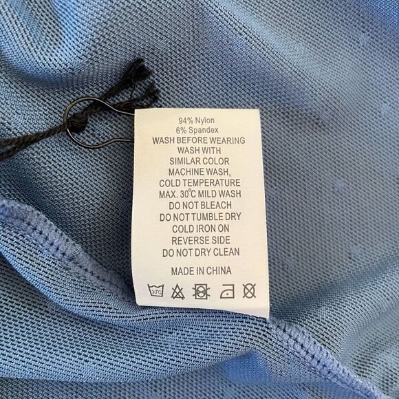NWT Zyia Active Calm Blue Luxe Mesh Crop Top - Size: Large - Picture 8 of 8